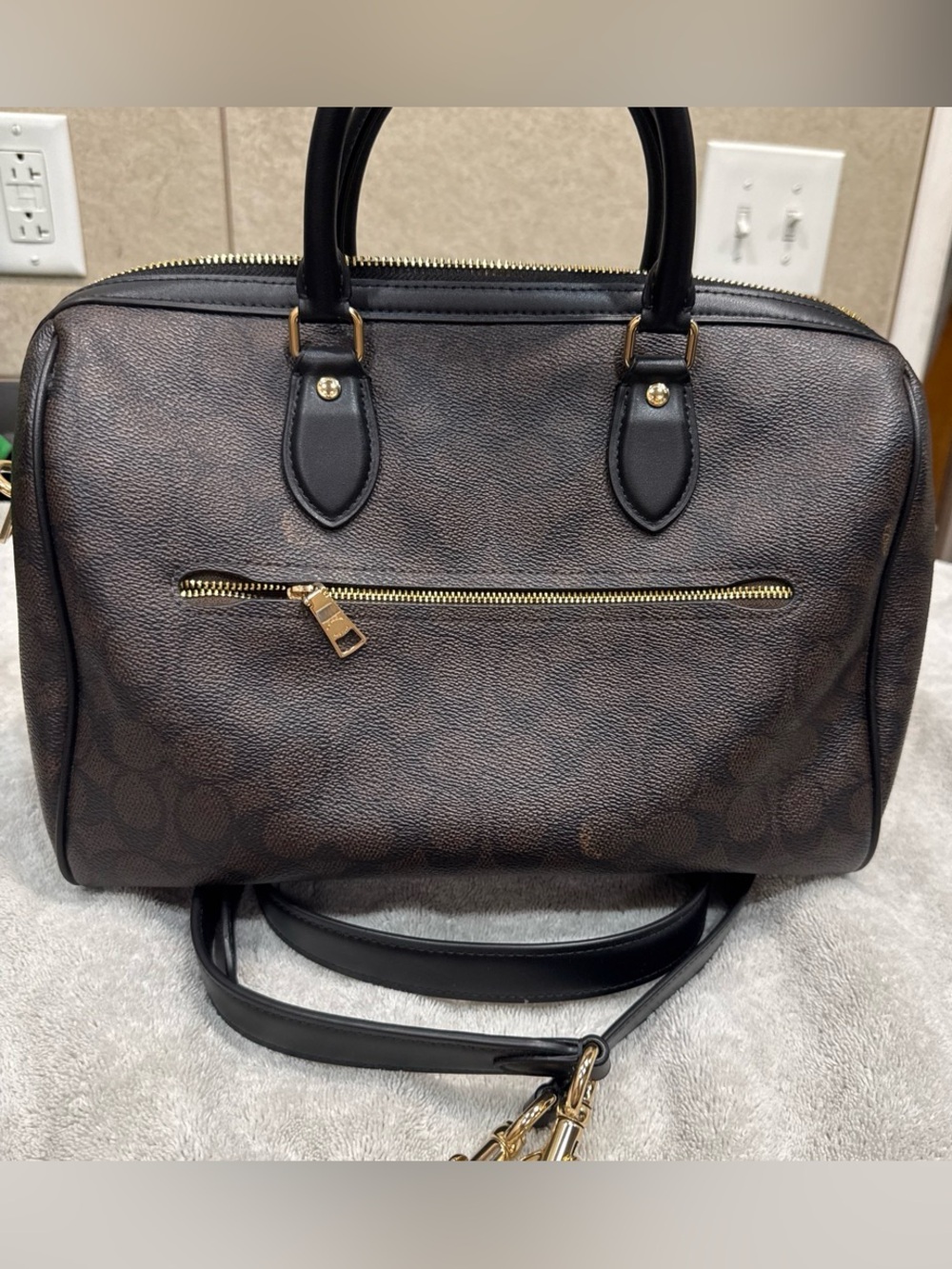 Coach Large Rowan Signature Walnut - Picture 2 of 5